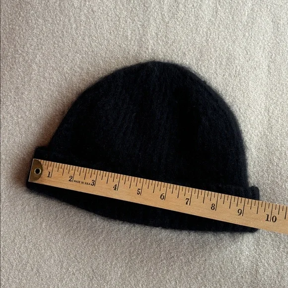 Pure Cashmere Beanie - Picture 4 of 6